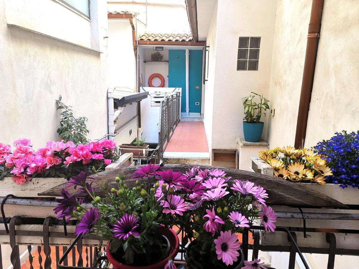 Casuzzamia Apartment Palermo Luaran gambar